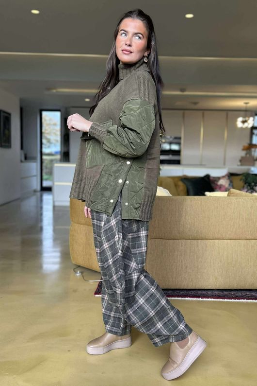 Glencoe Quilt & Knit Khaki /1/6=